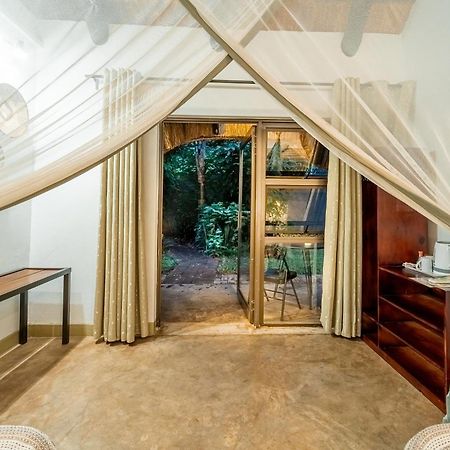 Nguni Lodge Victoria Falls Dış mekan fotoğraf